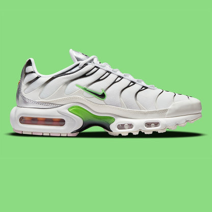 Purchasing agent Nike Nike   Air   Max   Plus   light buffer   woman air cushion Running shoes   DN6997   100